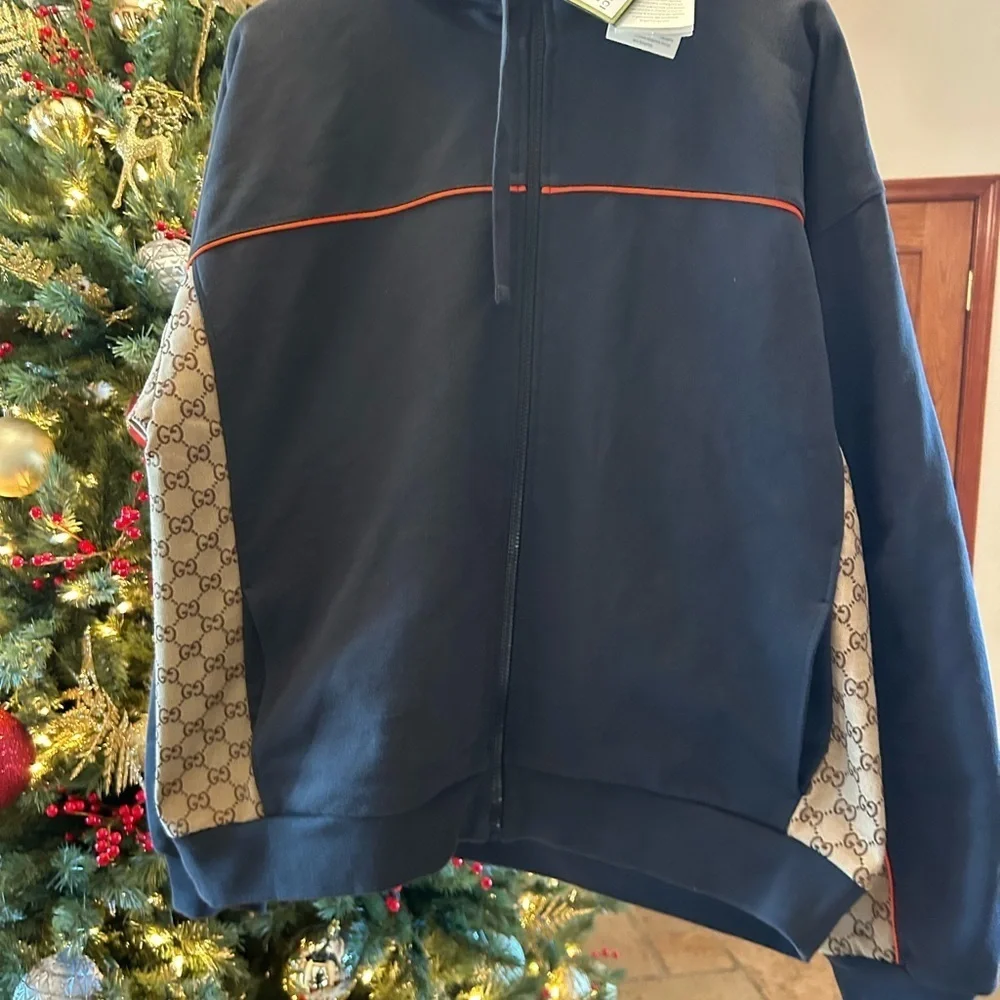 Men's Gucci, cotton jersey zip jacket/hoodie signature GG Supreme XL. NWT